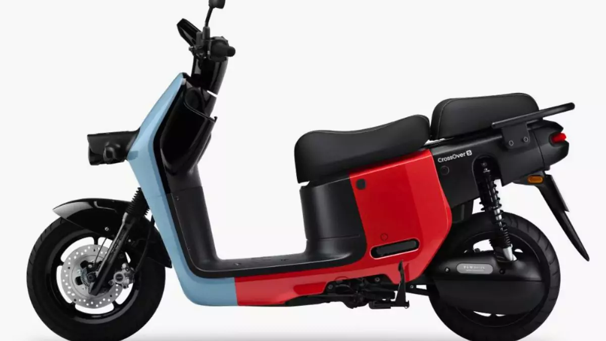 EV Scooter, Electric Scooter, Gogoro Unveils, EV Sector, Range, Battery